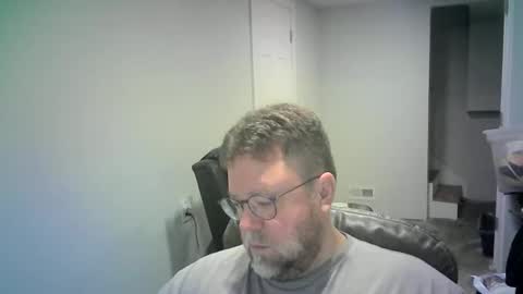 Mr. Happy online show from February 9, 2026, 7:12 am