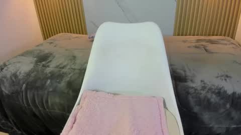 venom online show from December 19, 2025, 11:01 pm