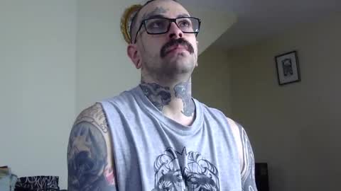 Snapshot of misternocturne chatting on December 1, 2025, 2:11 pm misternocturne online show from December 1, 2025, 2:11 pm