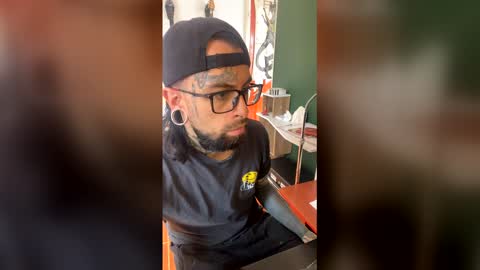 Snapshot of misternocturne chatting on March 10, 2026, 3:28 pm misternocturne online show from March 10, 2026, 3:28 pm