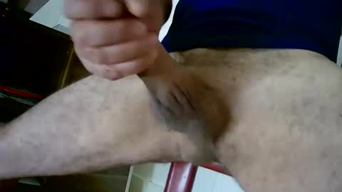 Snapshot of misterrugburn chatting on August 6, 2026, 5:04 pm Mister Rug Burn online show from August 6, 2026, 5:04 pm