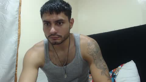 mistersam33 online show from December 27, 2024, 6:24 am