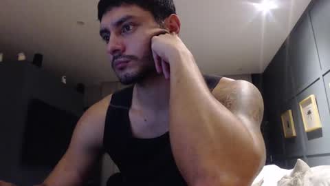 mistersam33 online show from January 16, 2025, 3:56 am