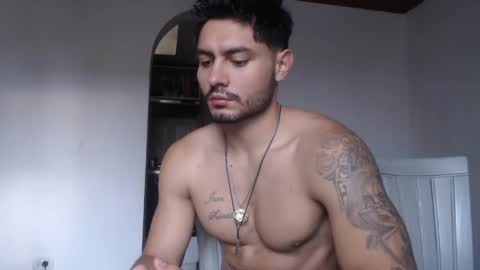 mistersam33 online show from February 25, 2025, 10:18 pm