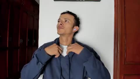 Snapshot of mistic_orgamsxxx18 chatting on June 16, 2026, 1:25 pm Sexy couple ready to play without limits here we do everything online show from June 16, 2026, 1:25 pm