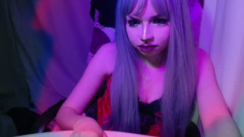 mistr_daria_femdom online show from July 14, 2026, 2:05 am