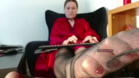 mistress_angelina777 online show from August 4, 2026, 8:22 pm