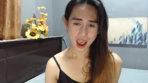 elizabeth online show from December 16, 2024, 4:38 pm