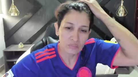 Snapshot of mistress_flame chatting on June 27, 2026, 12:22 pm Mss F online show from June 27, 2026, 12:22 pm
