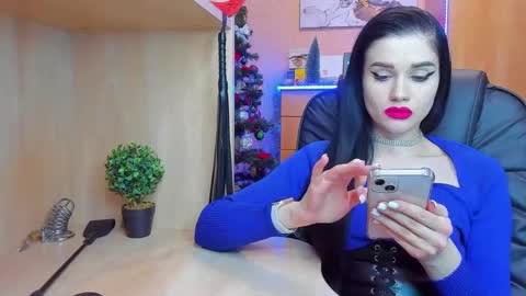 Mistress Kristi online show from December 12, 2024, 8:32 pm