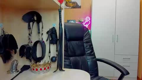 Mistress Kristi online show from May 5, 2026, 6:27 pm