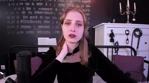 Snapshot of mistress_marlene chatting on December 28, 2024, 1:17 pm Mistress Marlene online show from December 28, 2024, 1:17 pm