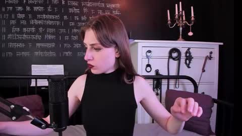 Snapshot of mistress_marlene chatting on September 21, 2025, 7:21 am Mistress Marlene online show from September 21, 2025, 7:21 am