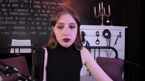 Snapshot of mistress_marlene chatting on October 28, 2025, 7:01 am Mistress Marlene online show from October 28, 2025, 7:01 am