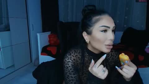mistress_meryem online show from May 3, 2026, 9:43 pm