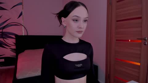 Mistress Mia online show from December 16, 2024, 5:17 am