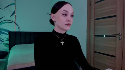 Snapshot of mistress_mialibra chatting on October 5, 2025, 10:40 pm Mistress Mia online show from October 5, 2025, 10:40 pm