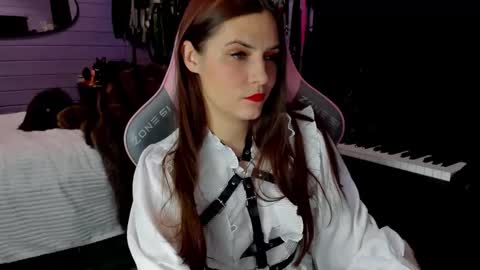 Dirty Priest and Ivi online show from December 21, 2025, 7:21 pm