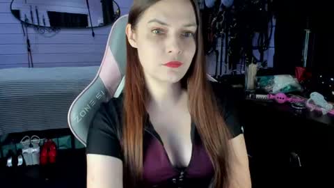 Dirty Priest and Ivi online show from June 13, 2026, 7:01 pm