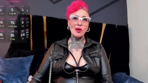 Sandy Mistress  online show from June 8, 2026, 9:26 pm