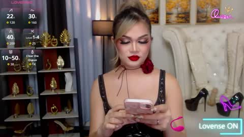 Snapshot of mistressathenna chatting on June 17, 2026, 12:07 pm mistressathenna online show from June 17, 2026, 12:07 pm