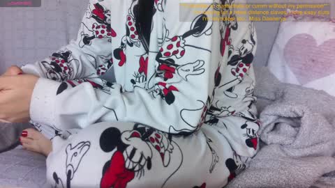 Snapshot of mistressdaenerys chatting on January 28, 2025, 8:25 am Mistress Daenerys online show from January 28, 2025, 8:25 am