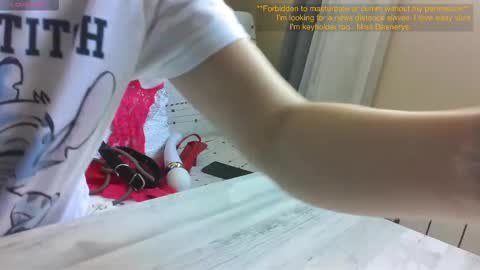 Snapshot of mistressdaenerys chatting on March 5, 2025, 8:43 am Mistress Daenerys online show from March 5, 2025, 8:43 am