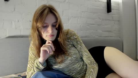 Snapshot of mistresselizy chatting on December 6, 2024, 5:33 pm mistresselizy online show from December 6, 2024, 5:33 pm