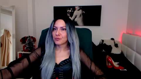 MistressEvelyn  online show from December 16, 2024, 7:15 am