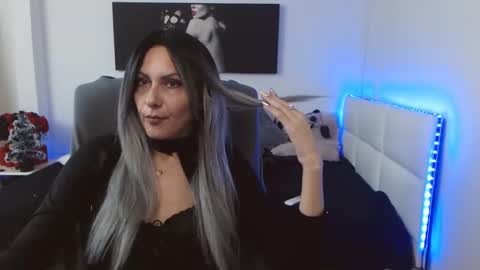 MistressEvelyn  online show from January 7, 2025, 5:43 am