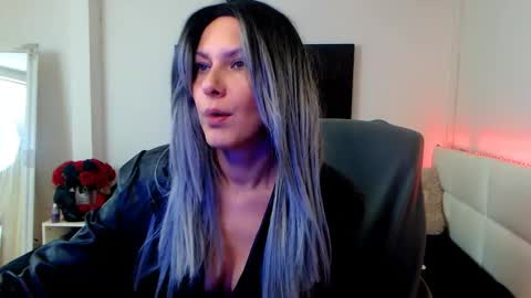 MistressEvelyn  online show from January 20, 2025, 6:21 am