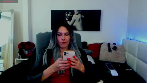 MistressEvelyn  online show from January 20, 2025, 12:28 pm