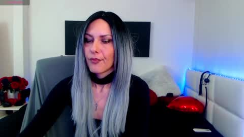 MistressEvelyn  online show from February 28, 2025, 7:05 am