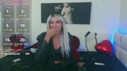 MistressEvelyn  online show from September 13, 2025, 6:51 pm