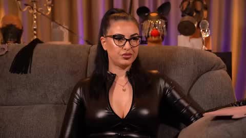 Mistress Kelly online show from December 21, 2025, 12:29 am