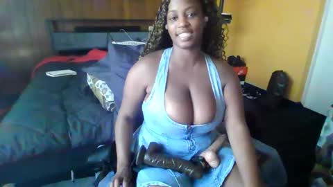 mistressmochareign online show from July 12, 2026, 4:09 pm