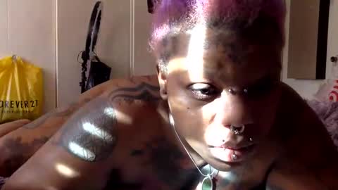 Snapshot of mistressmystii chatting on December 19, 2024, 8:23 pm Mistress Mystii online show from December 19, 2024, 8:23 pm