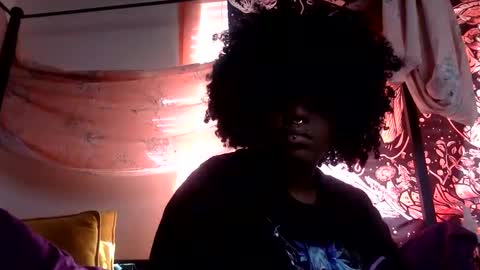 Snapshot of mistressmystii chatting on March 11, 2025, 9:15 pm Mistress Mystii online show from March 11, 2025, 9:15 pm