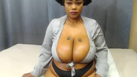 MistressOfMelons online show from July 28, 2026, 3:13 am