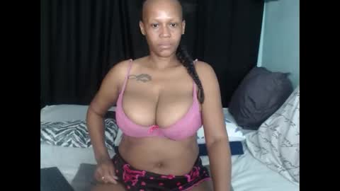 Snapshot of mistressshirleyx chatting on January 28, 2025, 1:29 am mistressshirleyx online show from January 28, 2025, 1:29 am