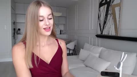 Snapshot of mistressuniverse chatting on September 22, 2025, 9:11 am mistressuniverse online show from September 22, 2025, 9:11 am