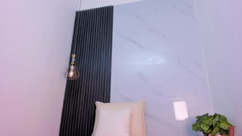mistt_miaa online show from June 3, 2026, 7:08 pm