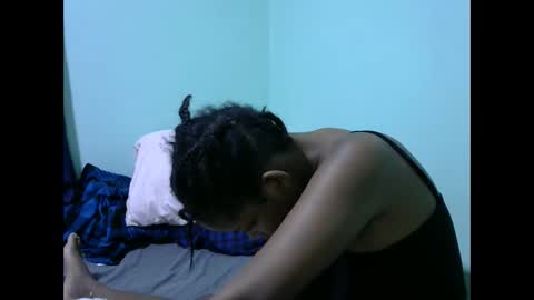 misty_shee online show from January 17, 2025, 2:39 pm