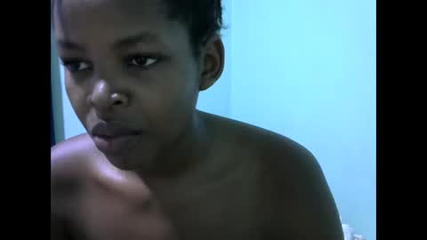 misty_shee online show from January 18, 2025, 4:31 pm