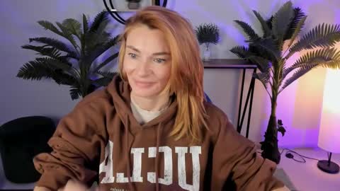 MistyBarnes NONUDE MODEL online show from December 23, 2024, 8:44 am