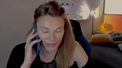 MistyBarnes NONUDE MODEL online show from May 9, 2026, 1:16 pm