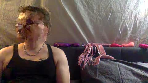 Snapshot of mistygrey_bennymyles chatting on March 10, 2025, 2:50 am mistygrey_bennymyles online show from March 10, 2025, 2:50 am