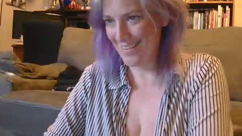 Misty Mountains online show from May 6, 2026, 3:46 am