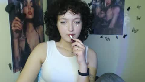 Aria online show from November 10, 2025, 1:54 pm