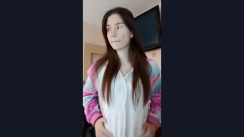 mistytucker online show from February 3, 2026, 12:43 pm